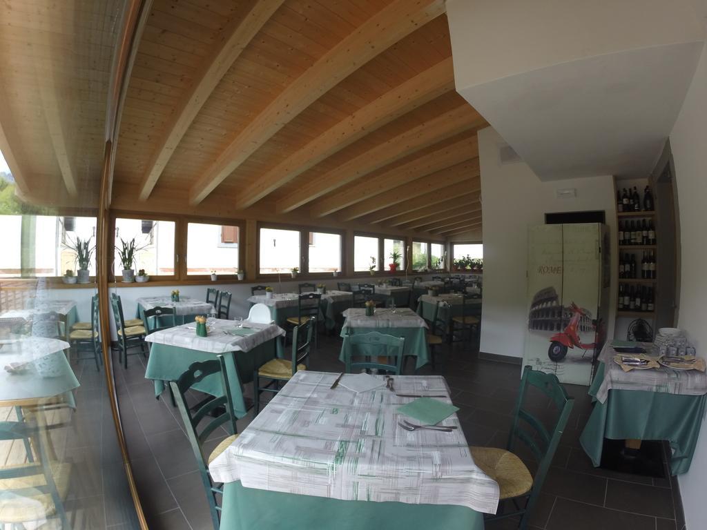 Hotel Locanda Le Tre Oche Molina di Ledro Exterior foto